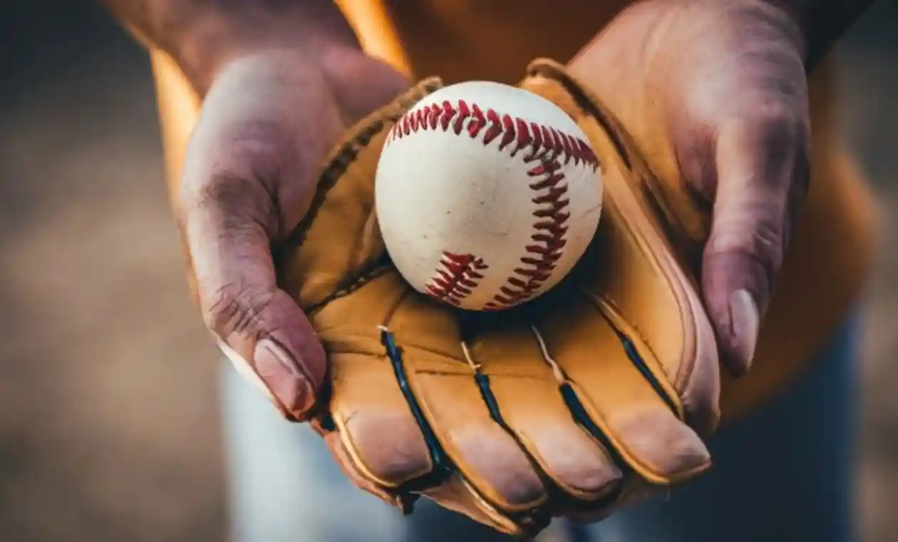 how-to-break-in-a-baseball-glove