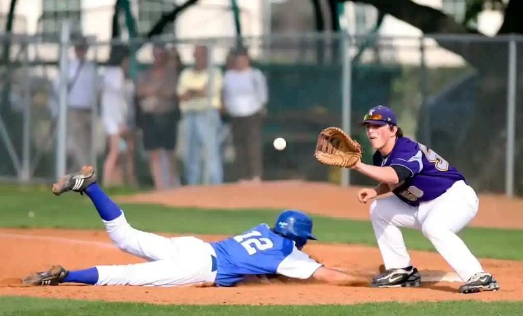 what-is-a-balk-in-baseball